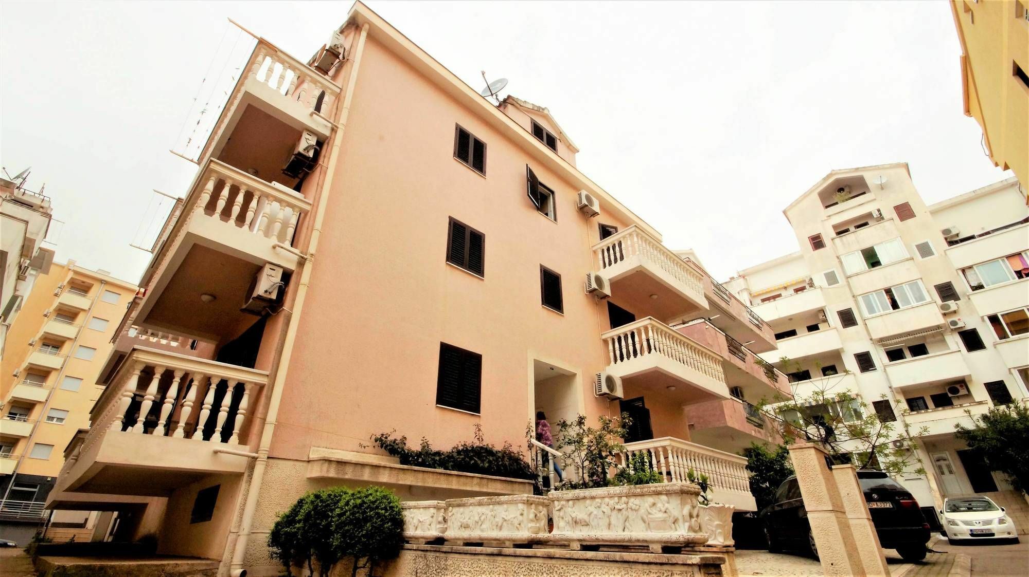 Apartment Glomazic Budva Eksteriør billede